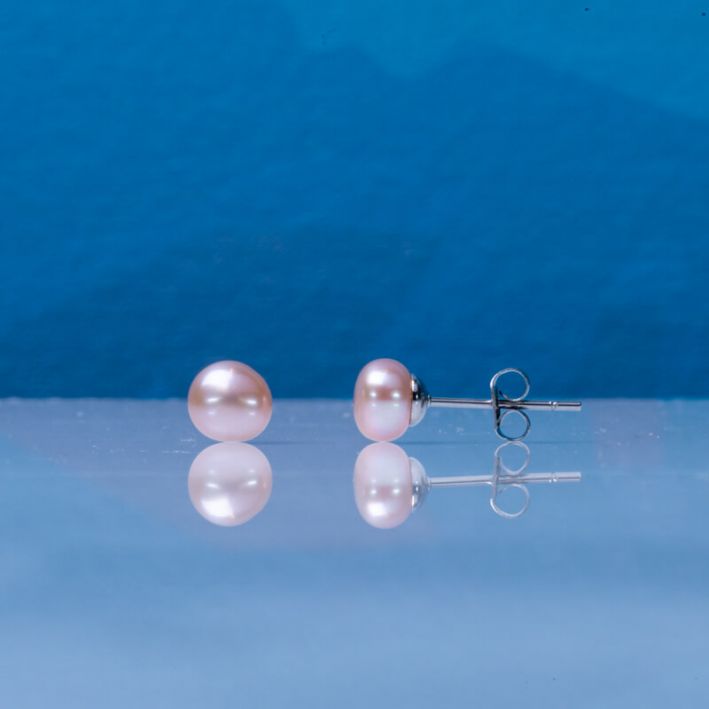 Boucles d'oreilles puces perles de culture pêches sur acier argenté