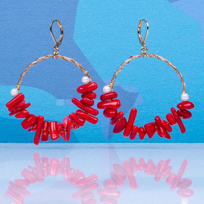Boucles d'oreilles créoles perles arêtes de corail rouge et perles de culture