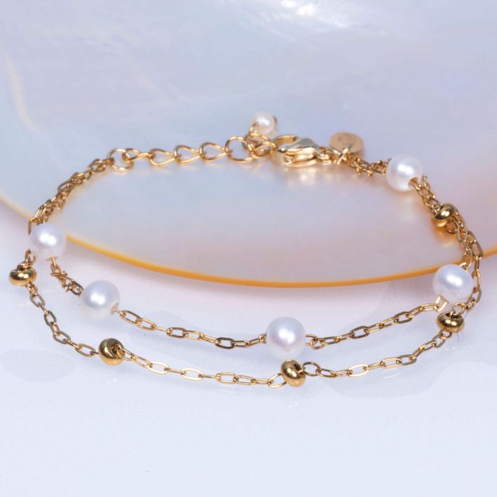 Bracelet Perles de culture sur double chaîne dorée