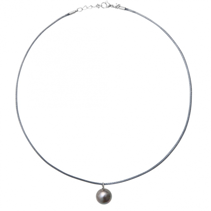 Collier une perle de nacre argentée sur cordon gris