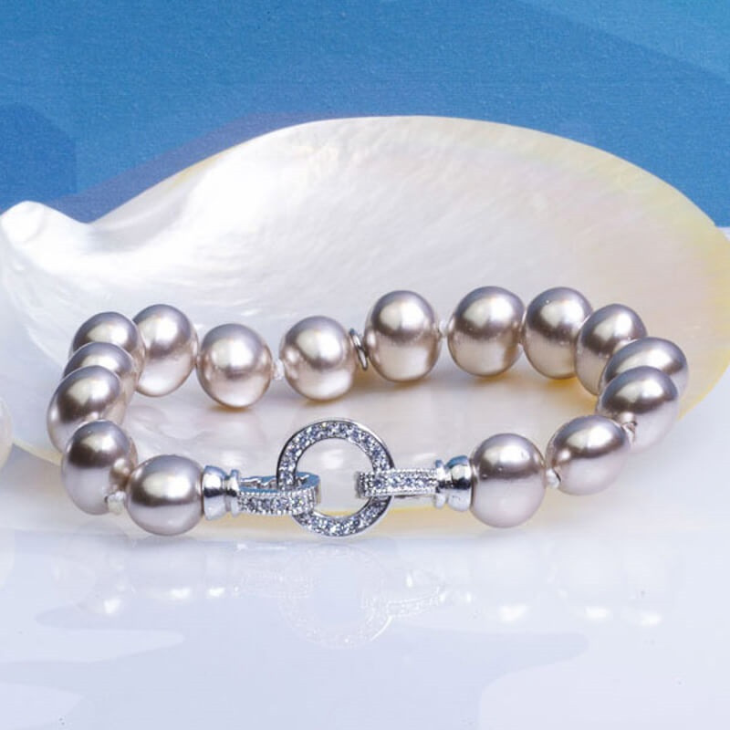 Bracelet perles de nacre baroques couleur champagne