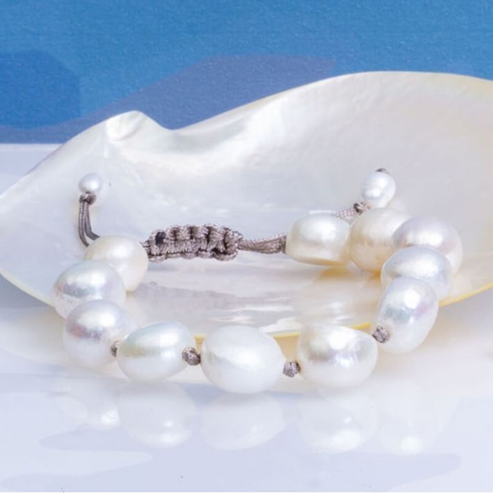 Bracelet coulissant grandes perles baroques blanches